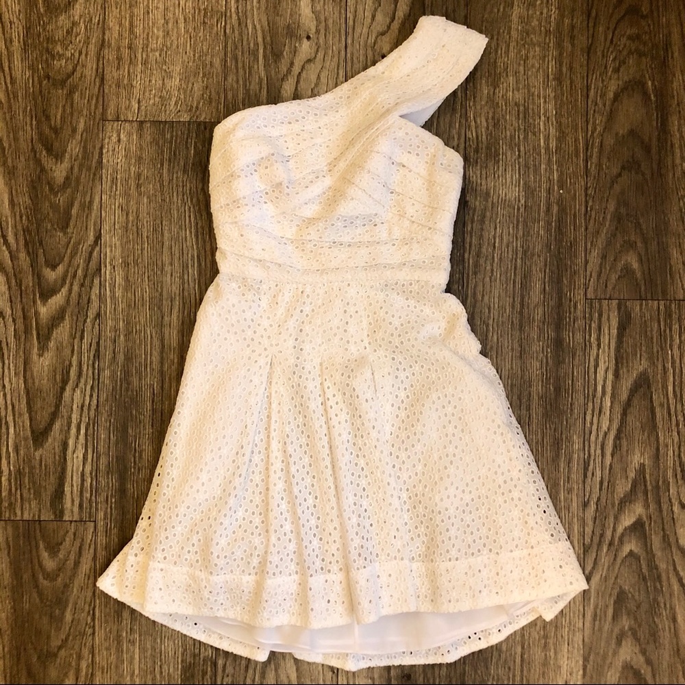 BCBG WHITE LACE DRESS